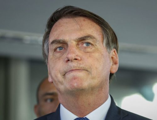 Bolsonaro não desrespeitou medidas cautelares, diz Alexandre de Moraes