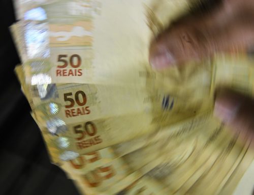 Mercado brasileiro projeta queda da inflação e otimismo com economia, segundo divulgou Banco Central