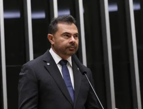 Comissão debate estratégias de escolas públicas do Ceará para ampliar acesso ao ensino superior