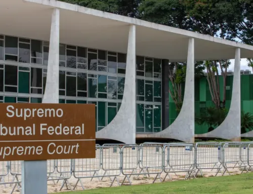 Moraes marca para 28 de julho depoimento de Flávio Bolsonaro à PF