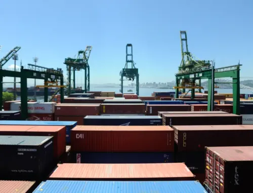 Tarifaço deve ter efeito limitado na balança comercial brasileira