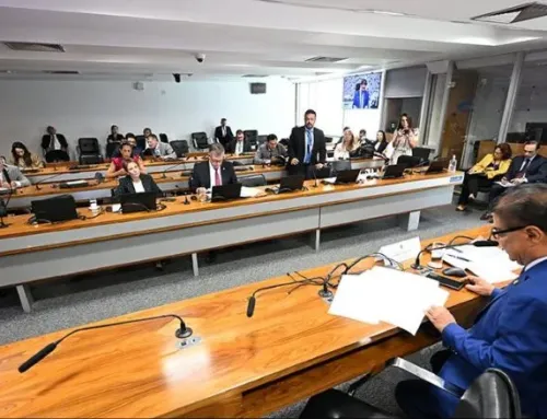 CRE vai avaliar medidas contra tarifaço dos EUA, afirma Trad