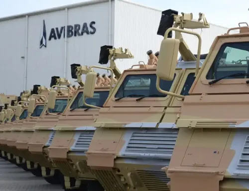 Presidente defende investimento nas Forças Armadas