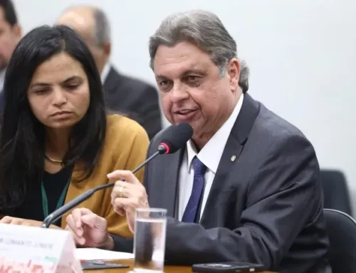 Comissão  aprova regulamentação da profissão de coletor de lixo