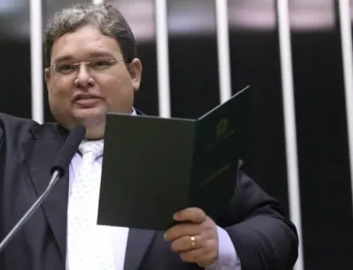Projeto obriga escolas e universidades a oferecer apoio psicológico a professores